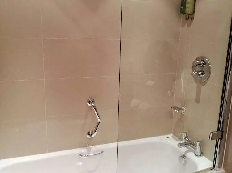 デラックスルーム, Maryborough Hotel & Spa