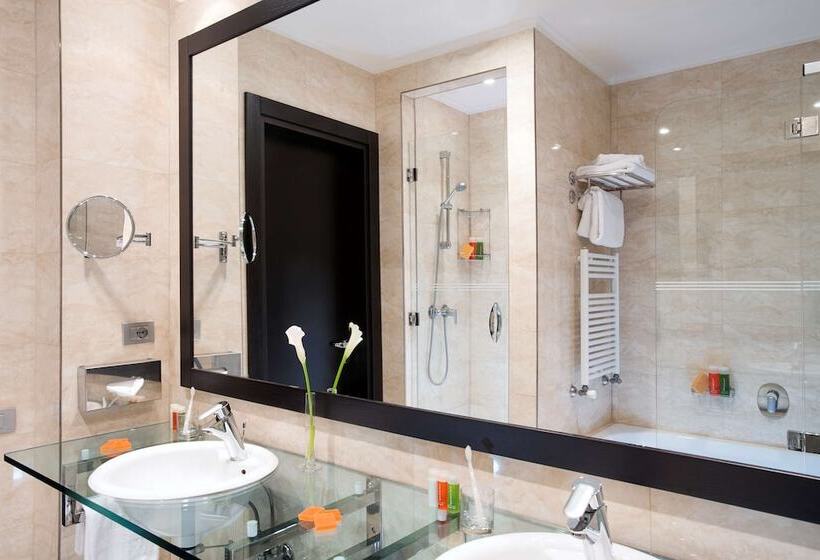 חדר סטנדרט, NH Timisoara