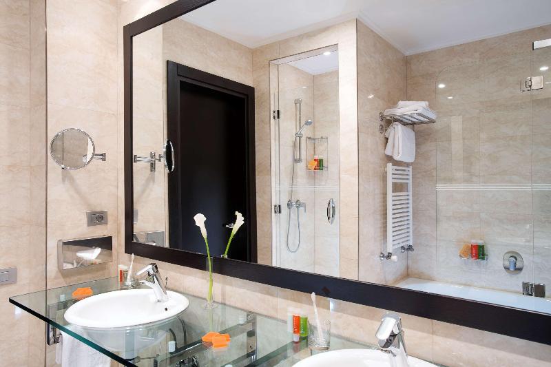 חדר סטנדרט עם נוף, NH Timisoara