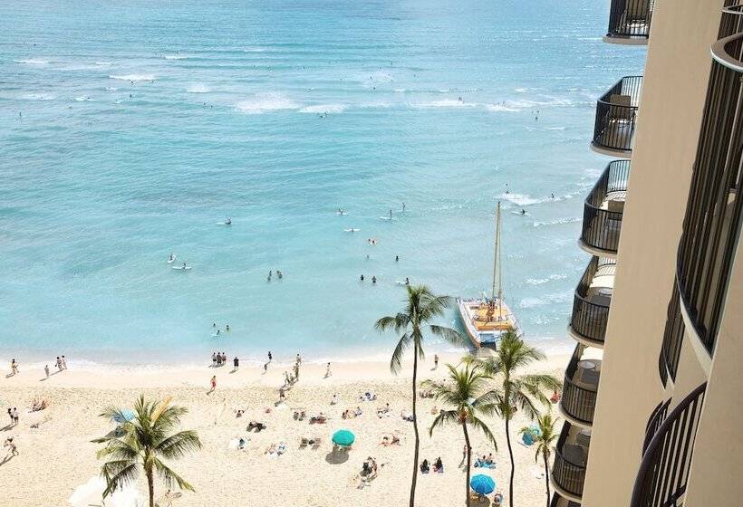 带2个双人床的标准工作室, Outrigger Waikiki Beach Resort