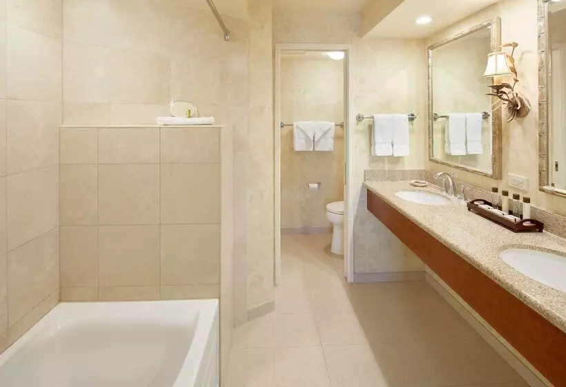 オーシャンビューのクラブルーム, Outrigger Waikiki Beach Resort