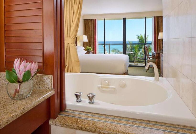 带海景的俱乐部房间, Outrigger Waikiki Beach Resort