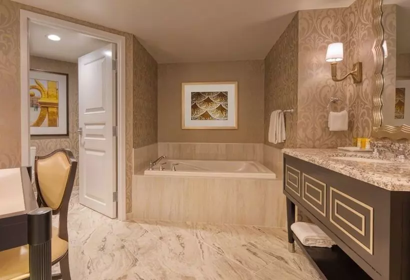 اتاق استاندارد, Paris Las Vegas Resort & Casino