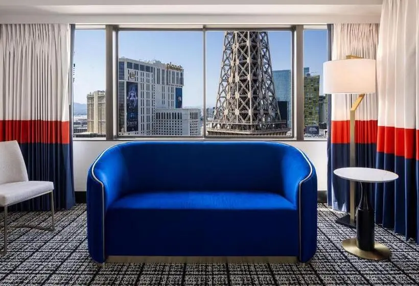 バルコニー付きスタンダードルーム, Paris Las Vegas Resort & Casino