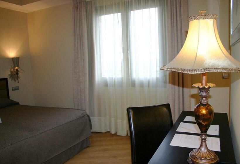 Номер Стандарт с Балконом, Spa Villa Nazules