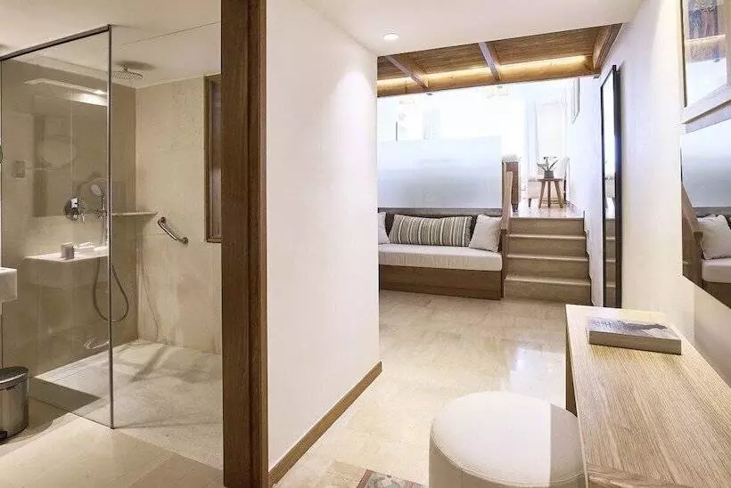 سوئیت کلوب با چشمانداز دریا, St. Nicolas Bay Resort Hotel & Villas