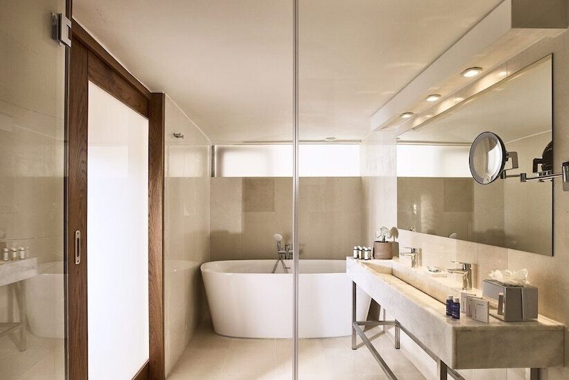 جناح كلوب بإطلالة على البحر, St. Nicolas Bay Resort Hotel & Villas