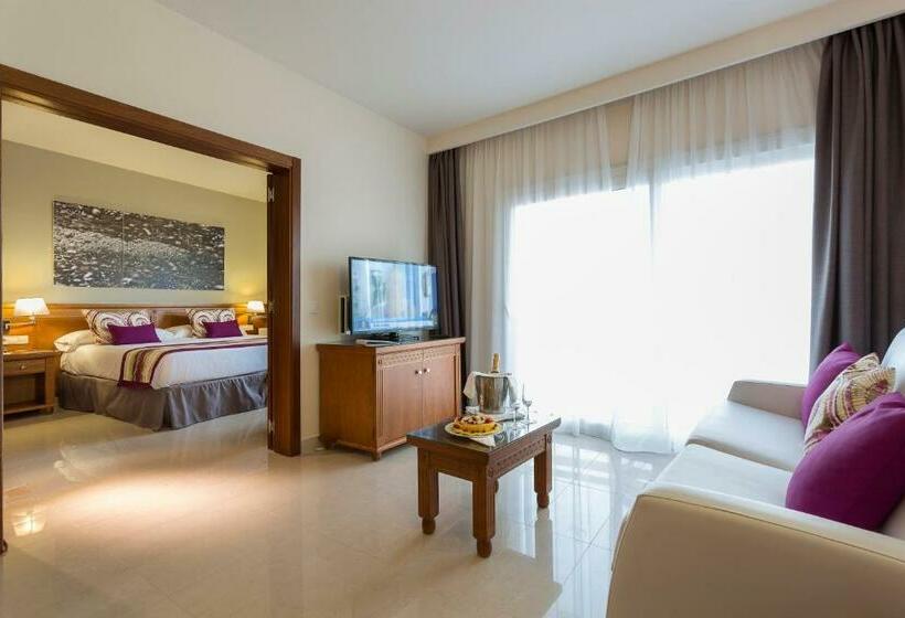 جناح جونيور, Grand Palladium Select Palace Ibiza