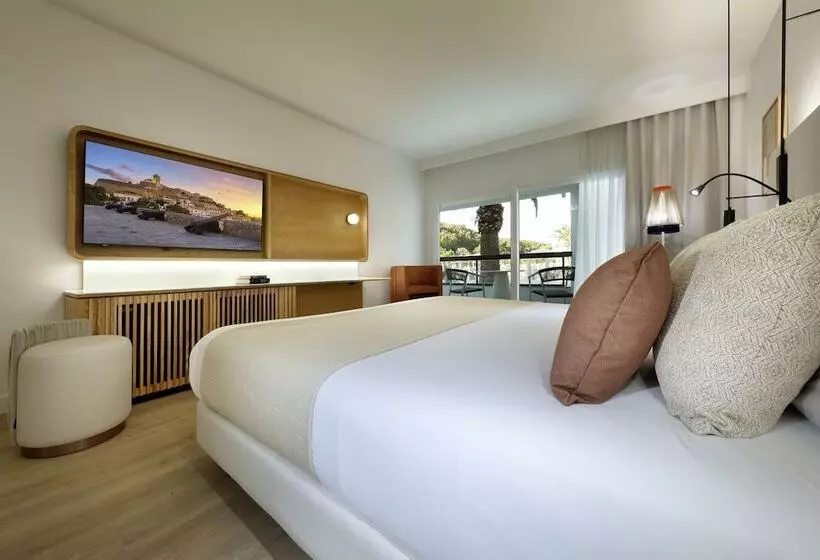 اتاق لوکس با چشم‌انداز باغ, Grand Palladium Select Palace Ibiza