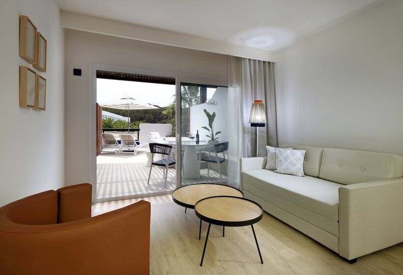 Júnior Suíte com Hidromassagem, Grand Palladium Select Palace Ibiza