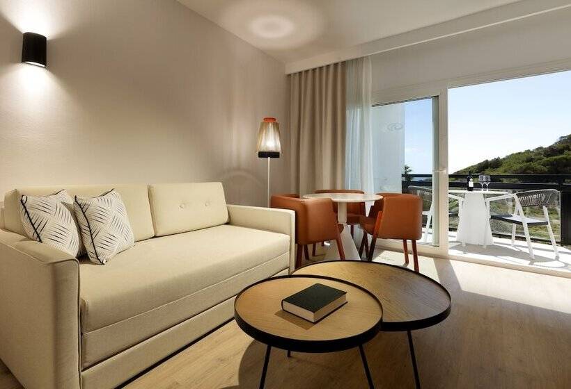 オーシャンビュージュニアスイート, Grand Palladium Select Palace Ibiza