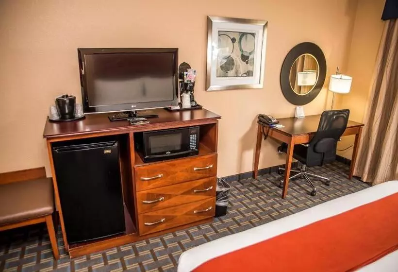 身障者適用キングサイズベッドルーム, Holiday Inn Express Hotel & Suites Cocoa Beach, An Ihg