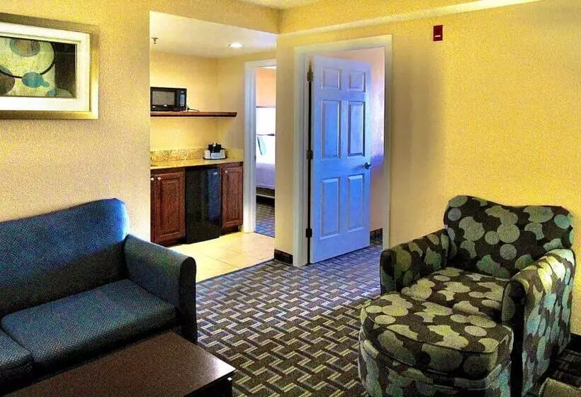 デラックススイート, Holiday Inn Express Hotel & Suites Cocoa Beach, An Ihg