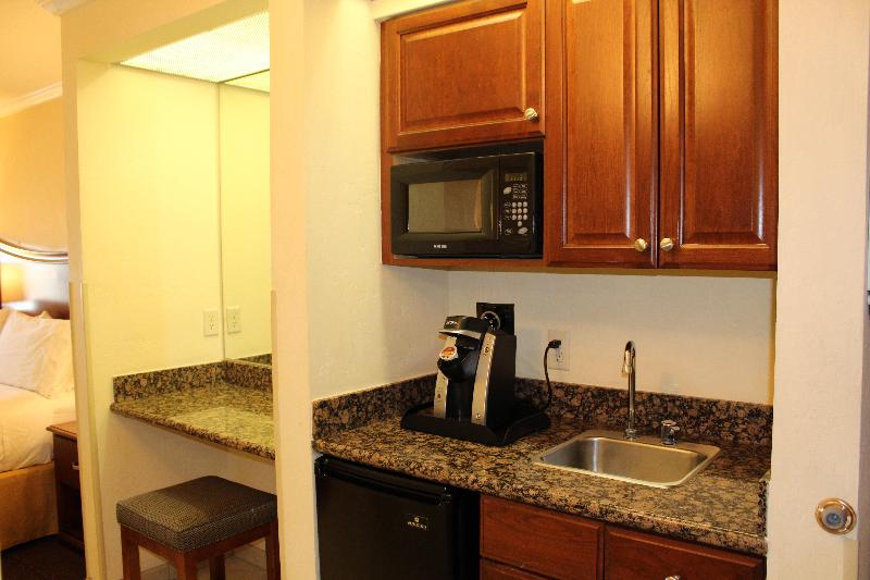 스위트 킹사이즈 침대, Holiday Inn Express Hotel & Suites Tucson Mall, An Ihg