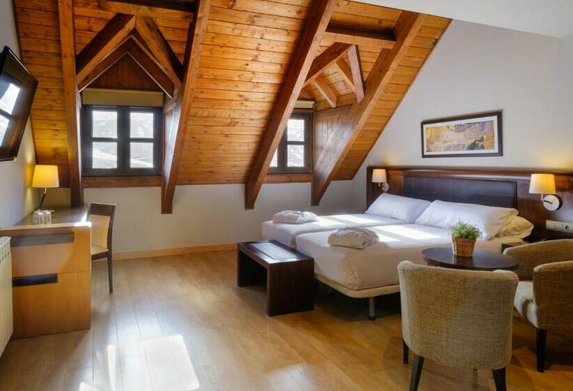 חדר סופריור עם נוף להרים, Snö Aragon Hills