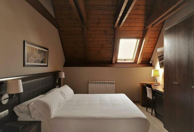 סוויטת דופלקס, Snö Aragon Hills