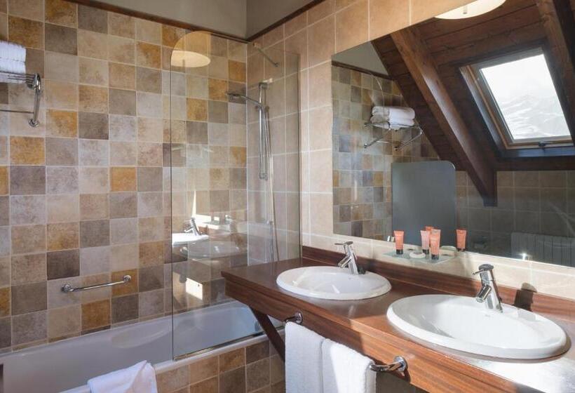 חדר סטנדרט נוף להרים, Snö Aragon Hills