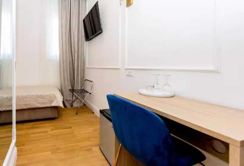 Habitación Estándar Individual, Art