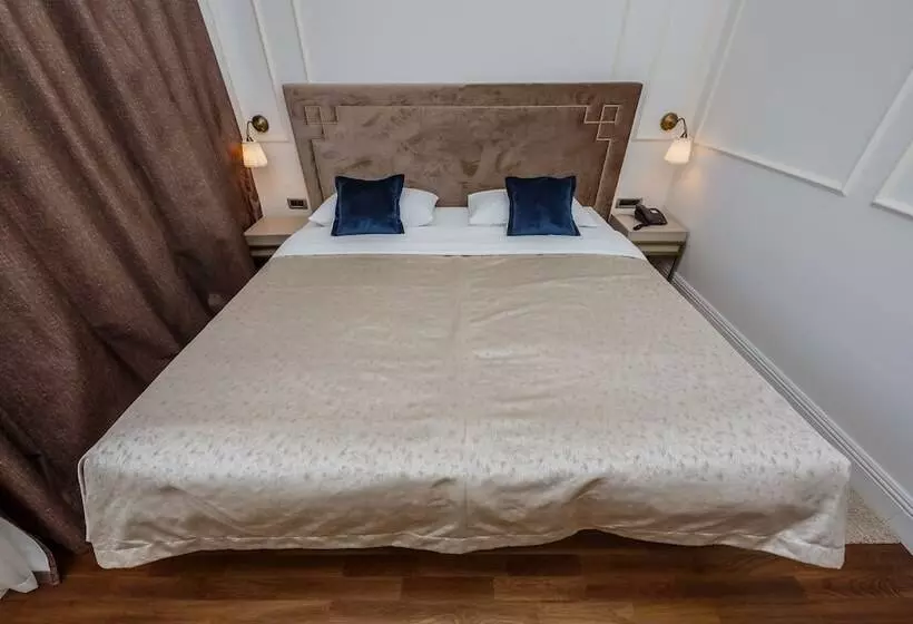 Habitación Estándar, Art