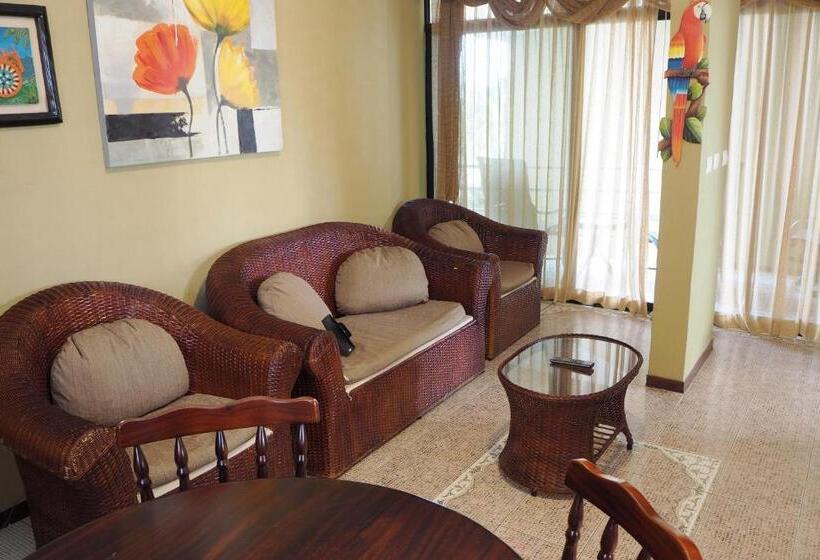 Апартаменты 2 Спальни, Balcon Del Mar Beach Front