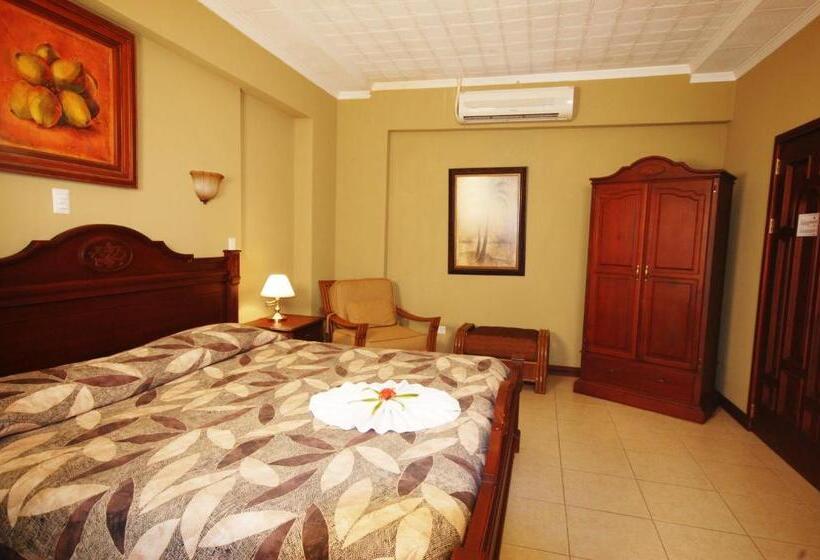 Люкс Кровать Кинг, Balcon Del Mar Beach Front