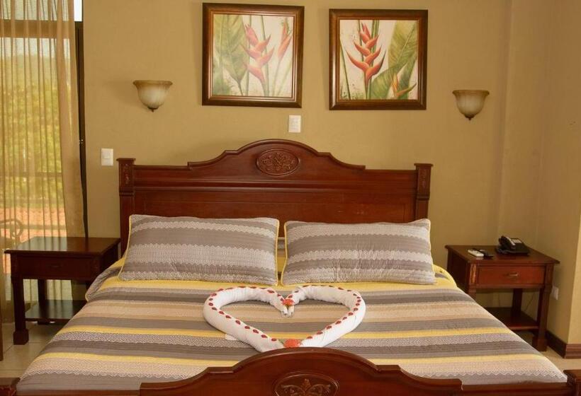 스위트 킹사이즈 침대, Balcon Del Mar Beach Front