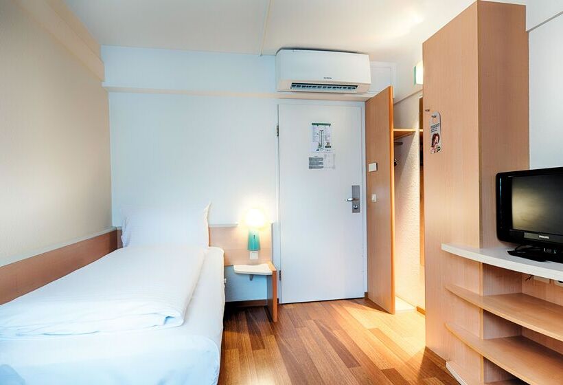 Номер Стандарт, B&b Hotel Düsseldorf Hbf