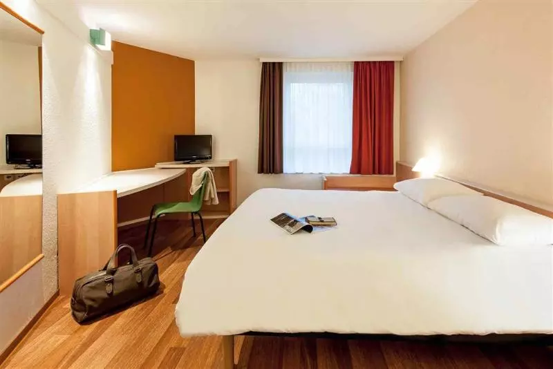 Standard Yhden Hengen Huone, B&b Hotel Düsseldorf Hbf