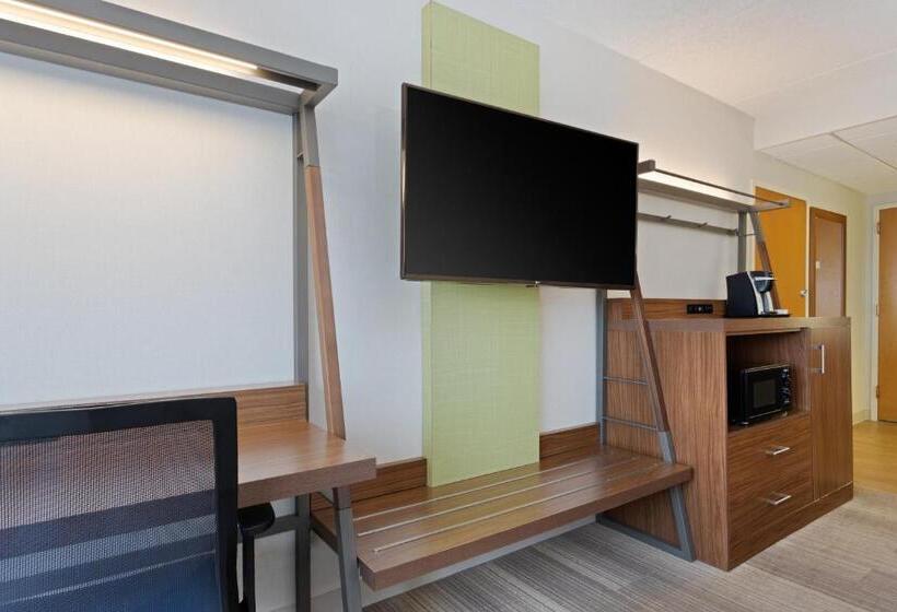 اتاق استاندارد, Holiday Inn Express Hauppauge Long Island, An Ihg
