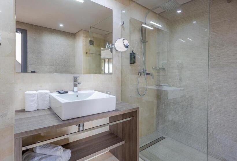 סוויטת ג'וניור פרמיום, Marins Beach Club   Adults Only