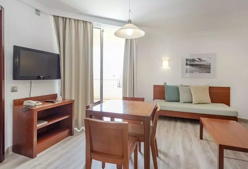 سوییت سوپریور, Marins Beach Club Adults Only