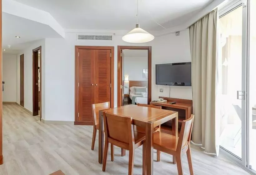 سوییت سوپریور, Marins Beach Club Adults Only