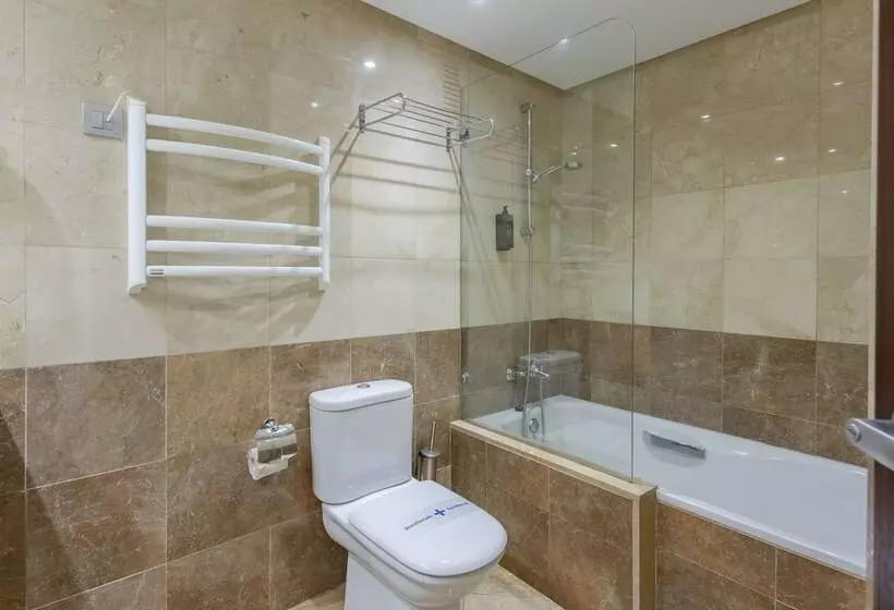 سوییت سوپریور, Marins Beach Club Adults Only