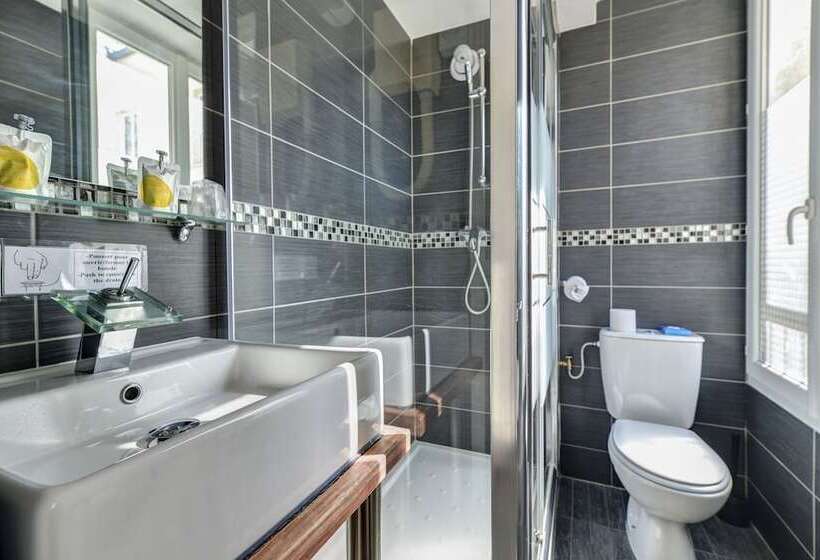 اتاق استاندارد یک نفره, Korner Montmartre