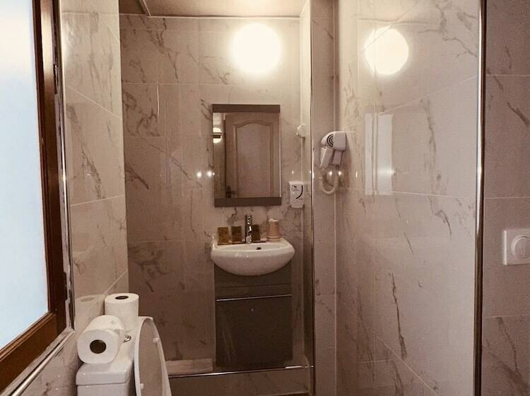 スタンダードトリプルルーム, Pavillon Opera Lafayette