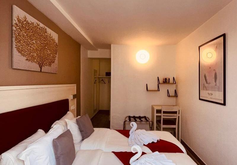 スタンダードルーム, Pavillon Opera Lafayette