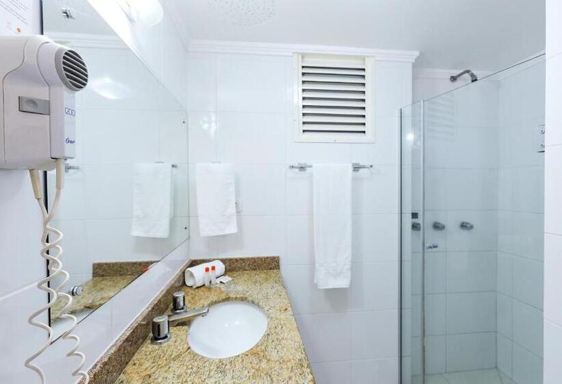 标准间, Suarez Campo Bom