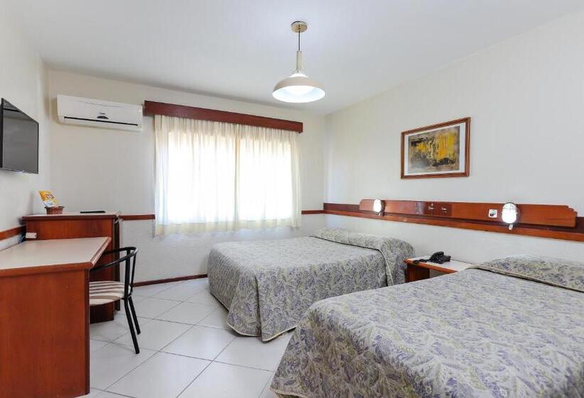 豪华三人间, Suarez Campo Bom