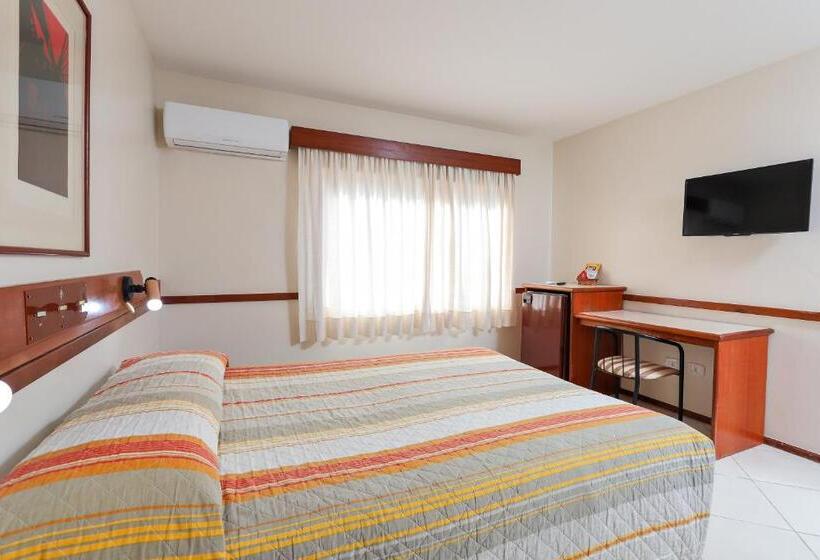 豪华房间, Suarez Campo Bom