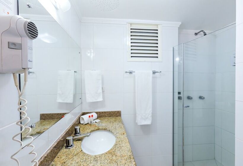 标准间, Suarez Campo Bom