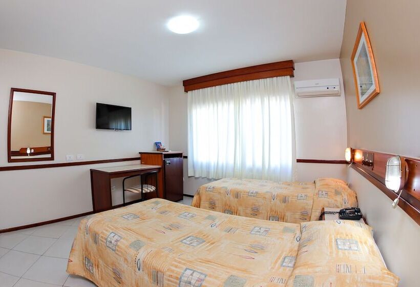 标准单人间, Suarez Campo Bom