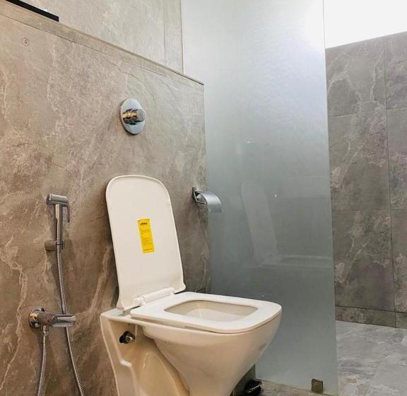 이그제큐티브 스위트, Ticlo Resort