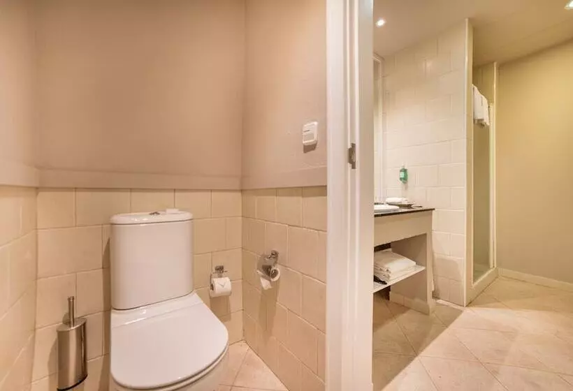 استودیوی استاندارد, Ona Lomas Village   La Manga Club