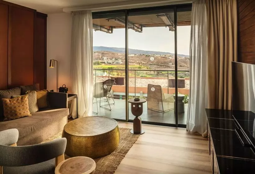 デラックススイート, Salobre Hotel Resort & Serenity