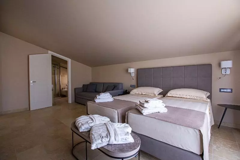 استودیوی استاندارد, 2home Hotel Apartments