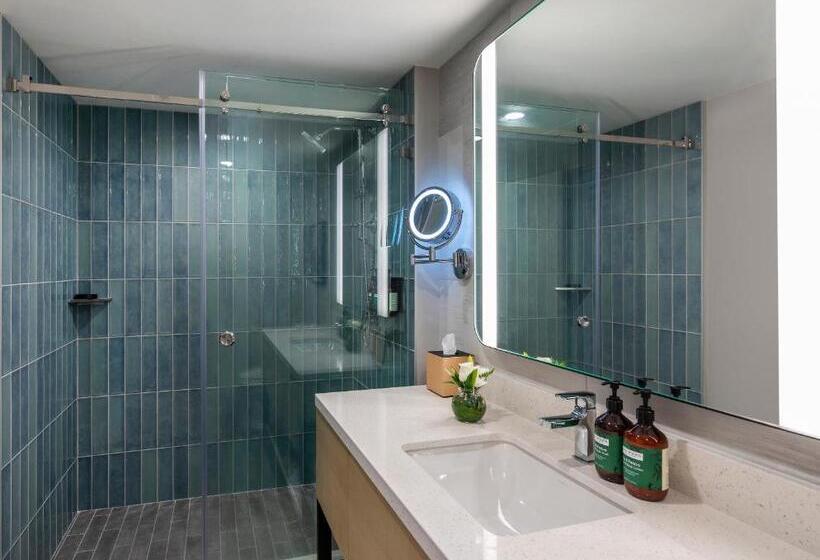 Pokój Standard Widok Góry, Crowne Plaza Resort Saipan