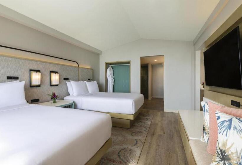 سوییت, Crowne Plaza Resort Saipan