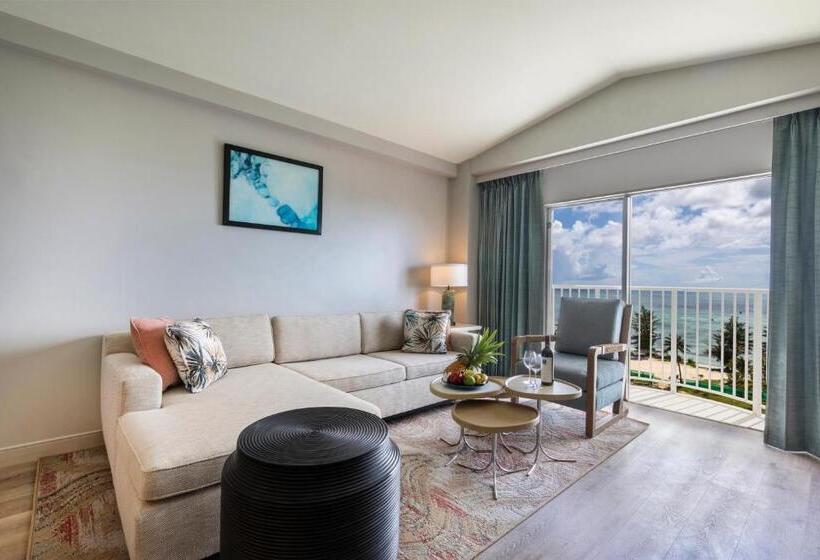 Suite, Crowne Plaza Resort Saipan