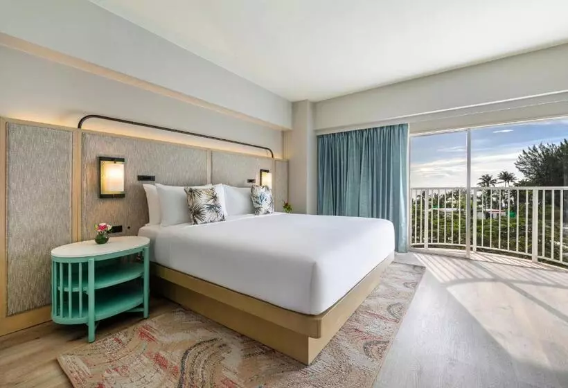 اتاق استاندارد با تختهای تاشو, Crowne Plaza Resort Saipan