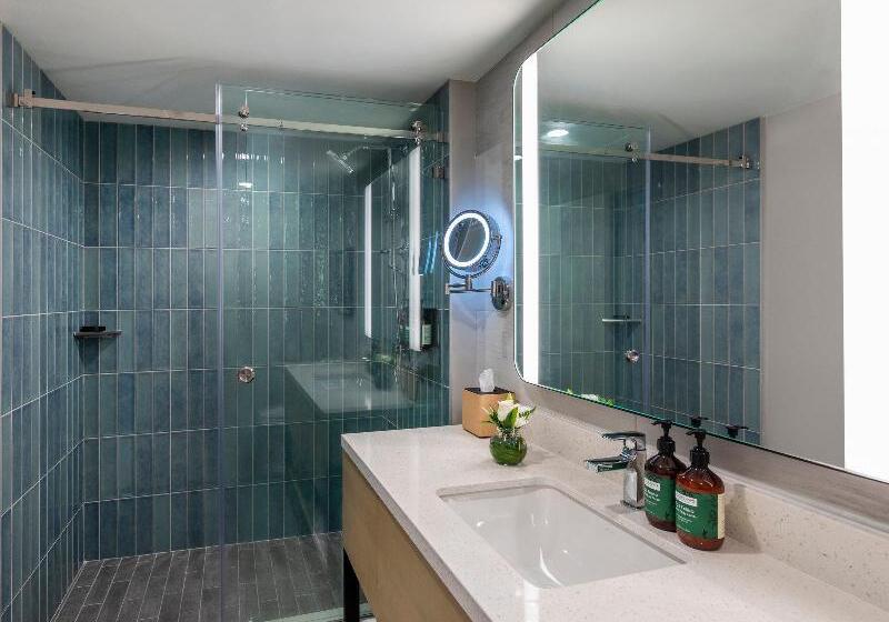 Pokój Standard Widok Góry, Crowne Plaza Resort Saipan